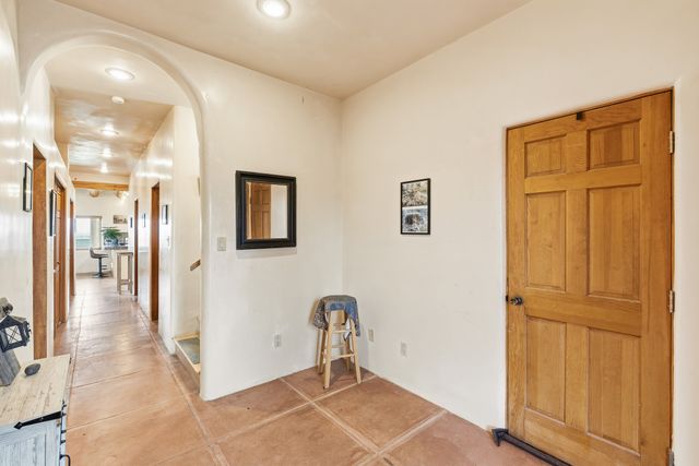 15 Deer Tank, Santa Fe, NM 87508