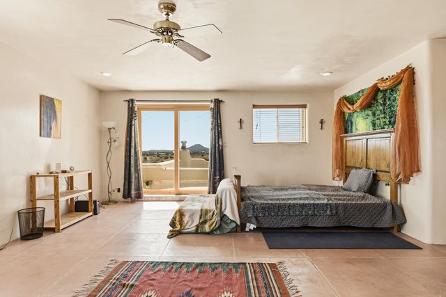 15 Deer Tank, Santa Fe, NM 87508