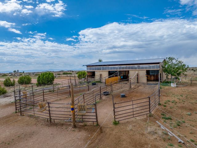 15 Deer Tank, Santa Fe, NM 87508