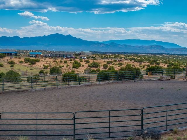 15 Deer Tank, Santa Fe, NM 87508