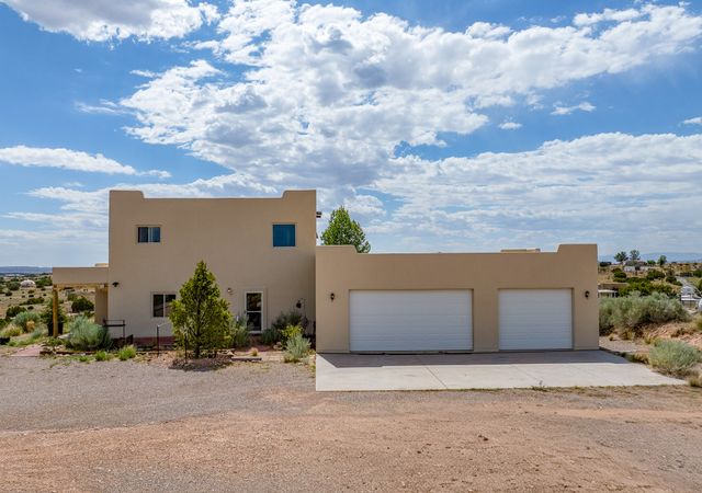 15 Deer Tank, Santa Fe, NM 87508
