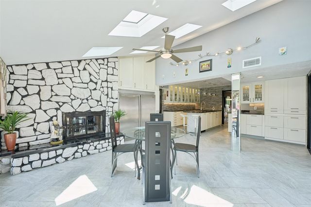1211 Golden Bear Lane, Kingwood, TX 77339