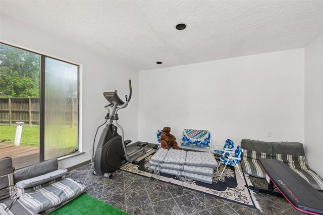 1211 Golden Bear Lane, Kingwood, TX 77339