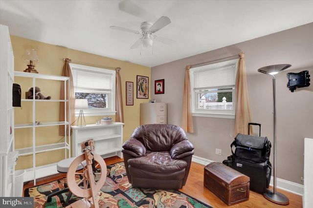 111 DIXIE DR, Red Lion, PA 17356