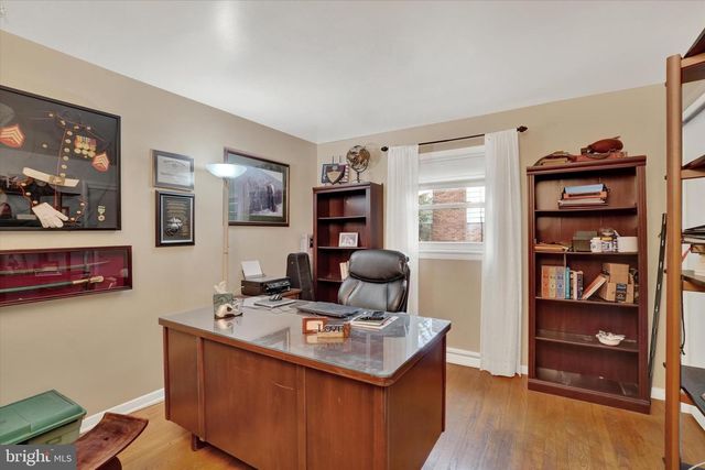 111 DIXIE DR, Red Lion, PA 17356