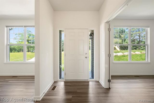 63770 Dequindre Road, Washington, MI 48095