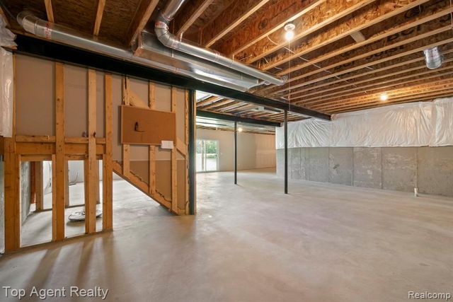 63770 Dequindre Road, Washington, MI 48095