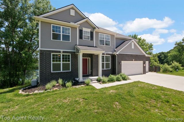 63770 Dequindre Road, Washington, MI 48095