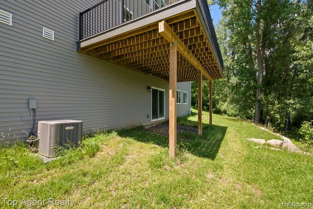 63770 Dequindre Road, Washington, MI 48095