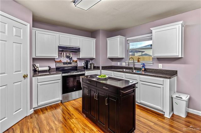 1320 Rio Comal Circle, San Juan, TX 78589