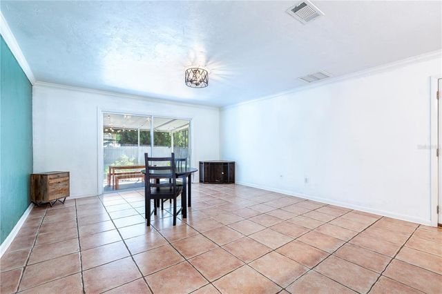 2423 NW 67TH TERRACE, Gainesville, FL 32606