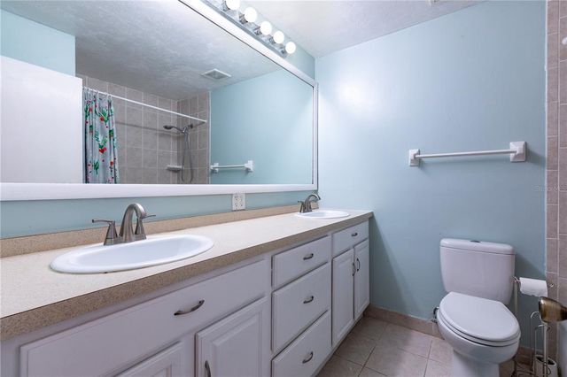 2423 NW 67TH TERRACE, Gainesville, FL 32606
