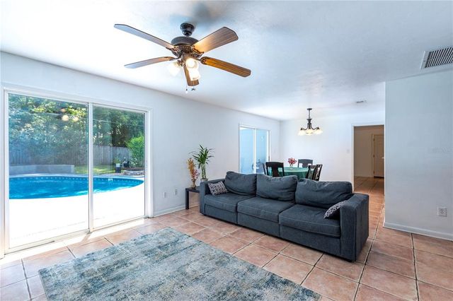 2423 NW 67TH TERRACE, Gainesville, FL 32606