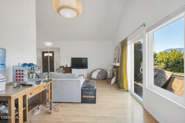 351 S Greenway Avenue, Newbury Park, CA 91320