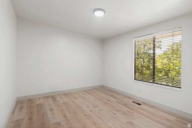 9495 S PINEDALE CIR, Sandy, UT 84092