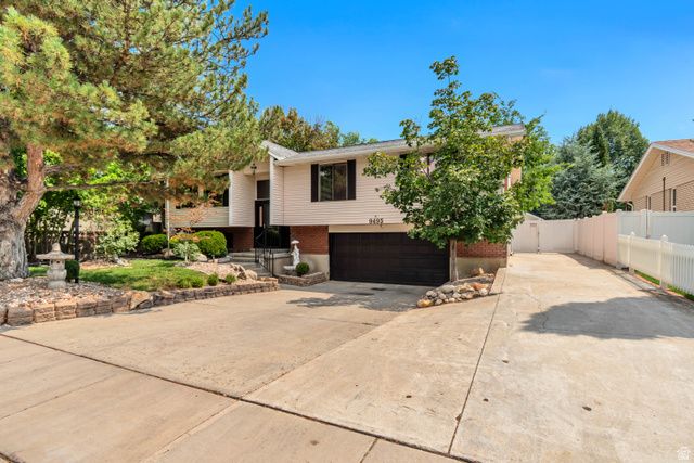 9495 S PINEDALE CIR, Sandy, UT 84092