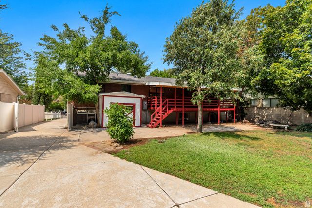 9495 S PINEDALE CIR, Sandy, UT 84092