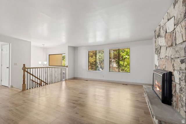 9495 S PINEDALE CIR, Sandy, UT 84092