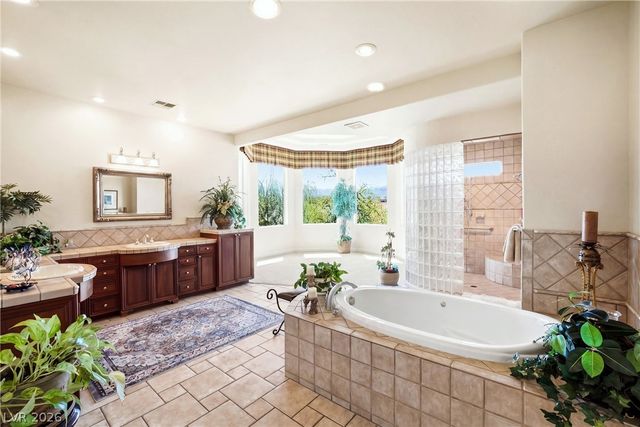 9740 Verlaine Court, Las Vegas, NV 89145
