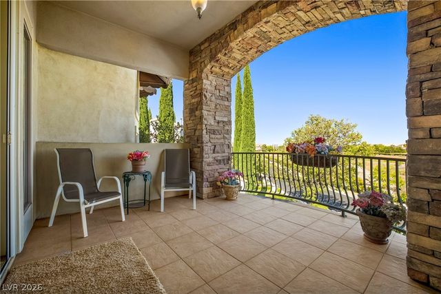 9740 Verlaine Court, Las Vegas, NV 89145
