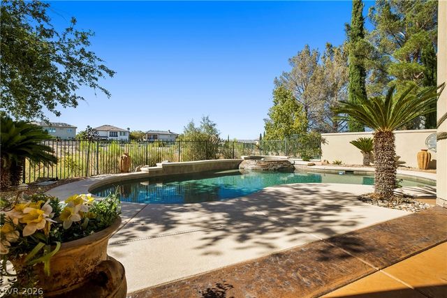 9740 Verlaine Court, Las Vegas, NV 89145