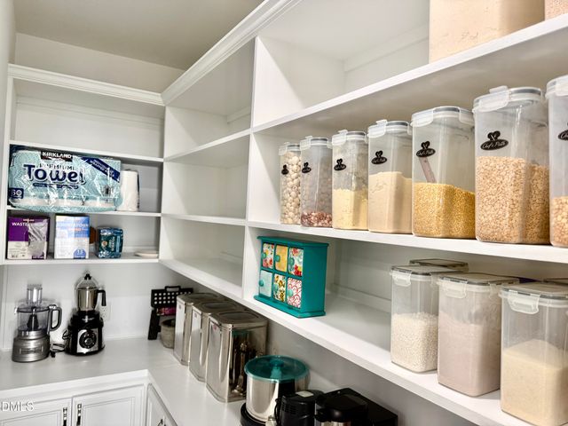 2301 Blue Cedar Court, Apex, NC 27523