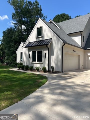 79 Hunters Way, Hoschton, GA 30548