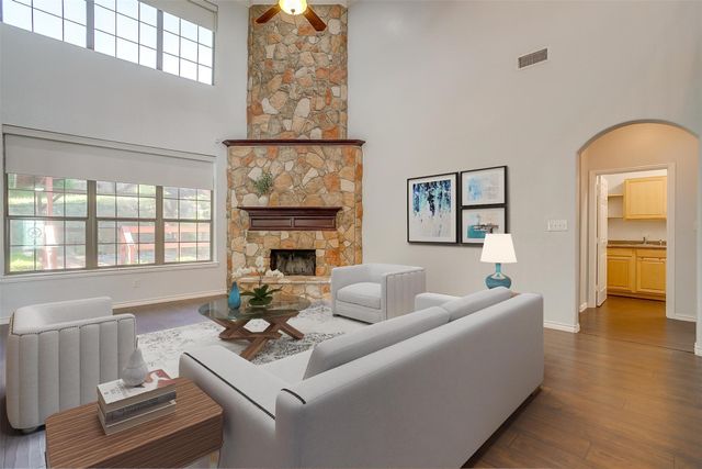 2714 Pinnacle Drive, Burleson, TX 76028