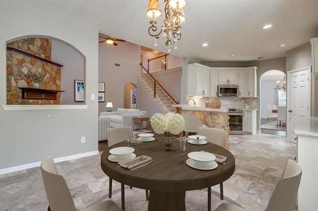 2714 Pinnacle Drive, Burleson, TX 76028