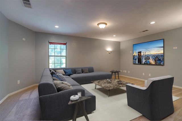 2714 Pinnacle Drive, Burleson, TX 76028
