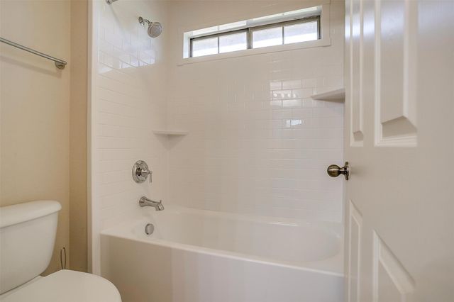 2714 Pinnacle Drive, Burleson, TX 76028