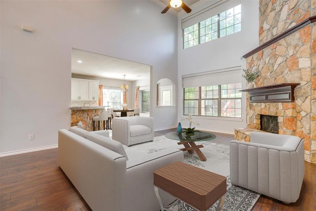 2714 Pinnacle Drive, Burleson, TX 76028