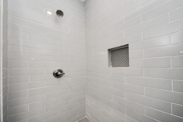 127 Amundsen Street, Houston, TX 77009