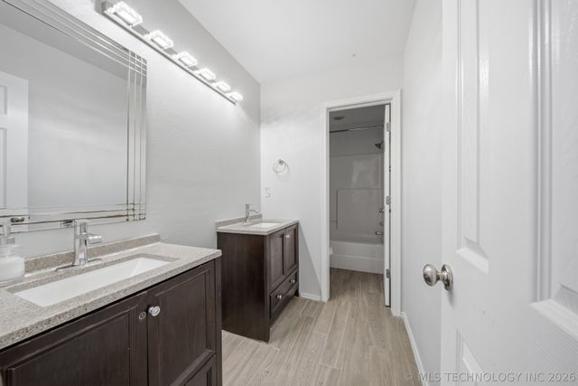 103 S Butternut Avenue, Broken Arrow, OK 74012