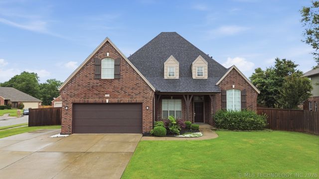 103 S Butternut Avenue, Broken Arrow, OK 74012
