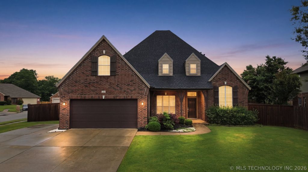 103 S Butternut Avenue, Broken Arrow, OK 74012
