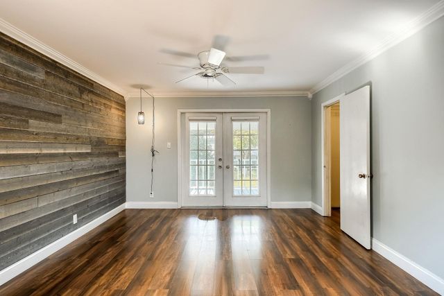1011 Berrywood DR, Austin, TX 78753