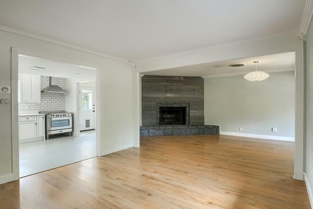 1011 Berrywood DR, Austin, TX 78753