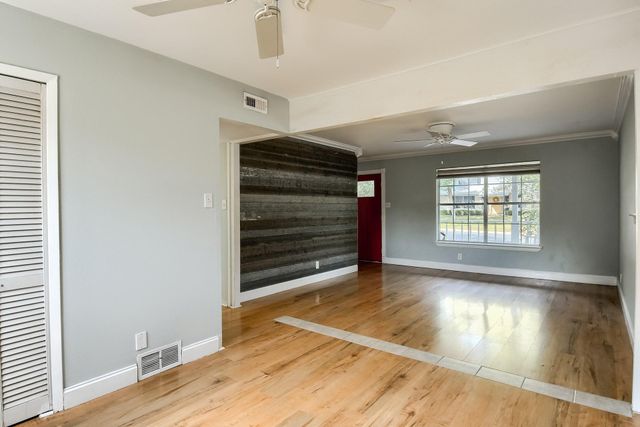 1011 Berrywood DR, Austin, TX 78753
