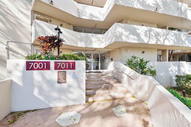 7001 Environ Boulevard 401, Lauderhill, FL 33319