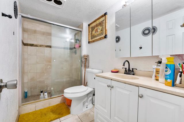 7001 Environ Boulevard 401, Lauderhill, FL 33319