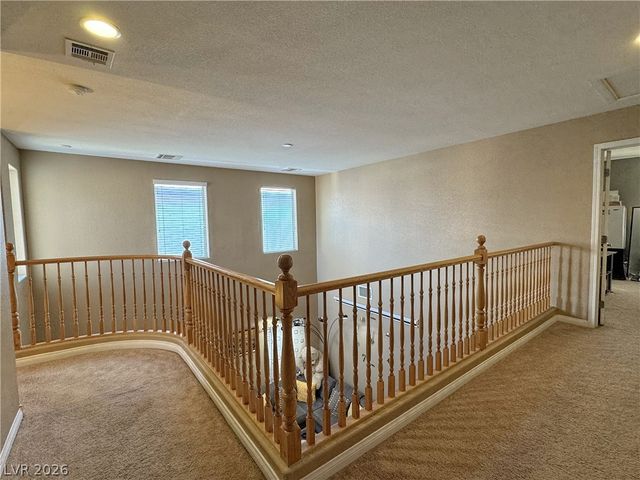 6041 Glenborough Street, Las Vegas, NV 89115
