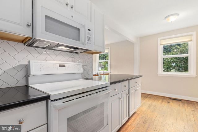 26824 OVERLOOK ST, Damascus, MD 20872