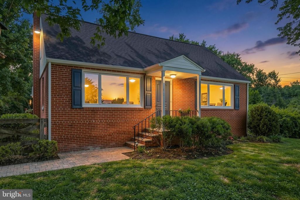 26824 OVERLOOK ST, Damascus, MD 20872