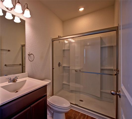 125 Woodpecker RUN, Jarrell, TX 76537