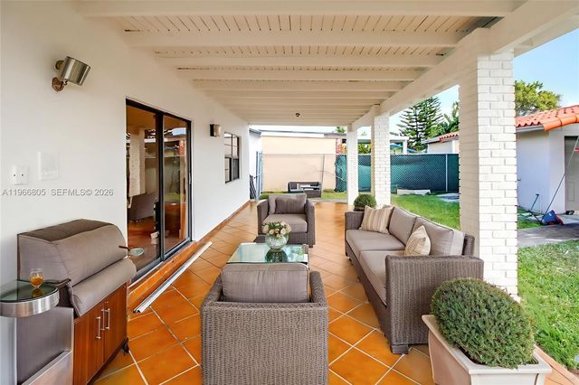 13844 SW 15th St, Miami, FL 33184