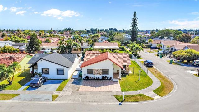 13844 SW 15th St, Miami, FL 33184