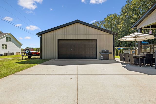 8919 Cedar Grove Rd, Cross Plains, TN 37049