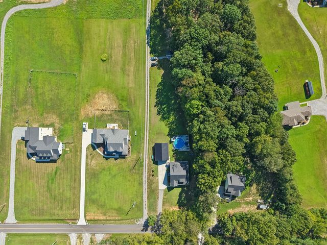 8919 Cedar Grove Rd, Cross Plains, TN 37049