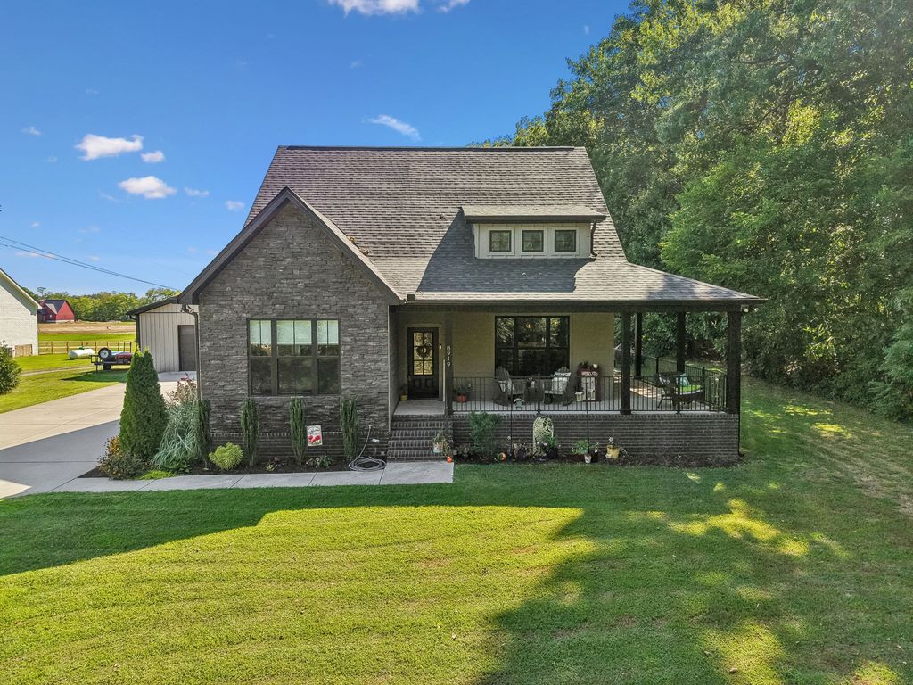 8919 Cedar Grove Rd, Cross Plains, TN 37049